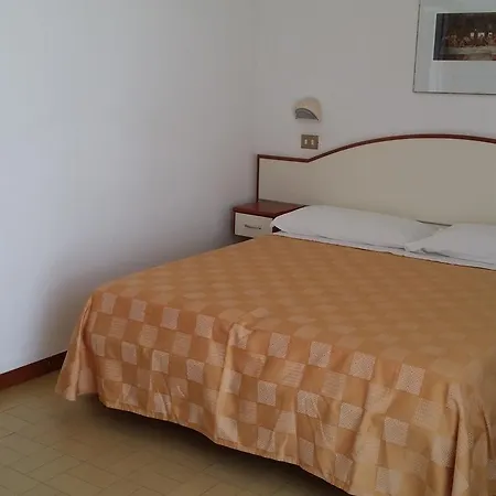 La Falena 3*